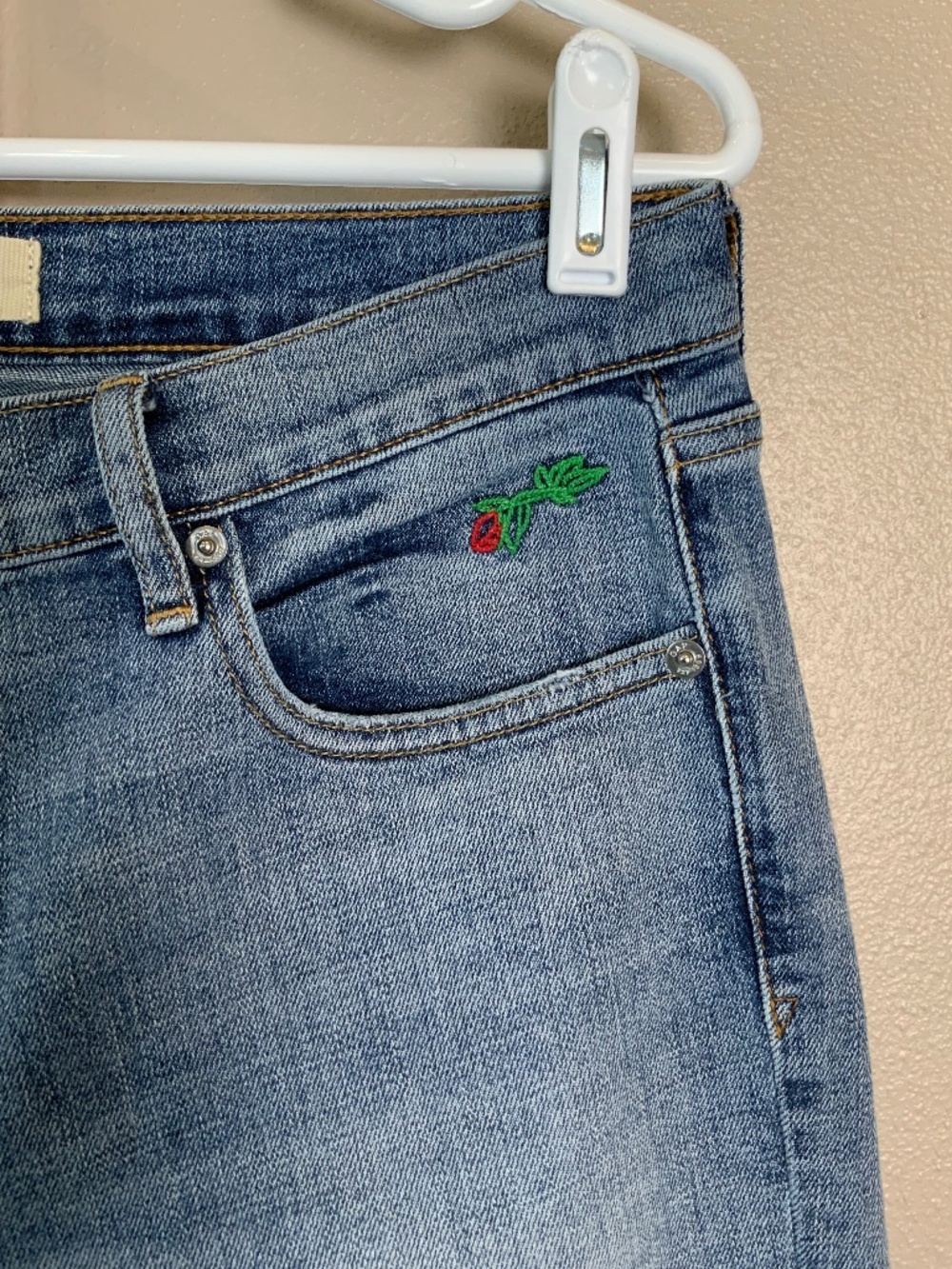 GAP AUTHENTIC 1969 Embroidered Best Girlfriend Jeans - Picture 8 of 16